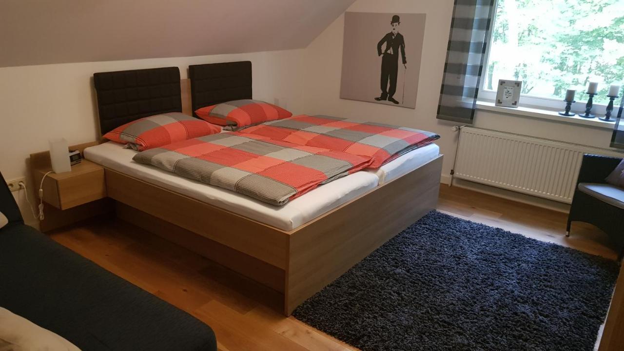 Große Ferienwohnung, auf Bauernhof mit Ponys und Pferden, ländlich und ruhig, Nähe Dümmer See Holdorf Exterior foto