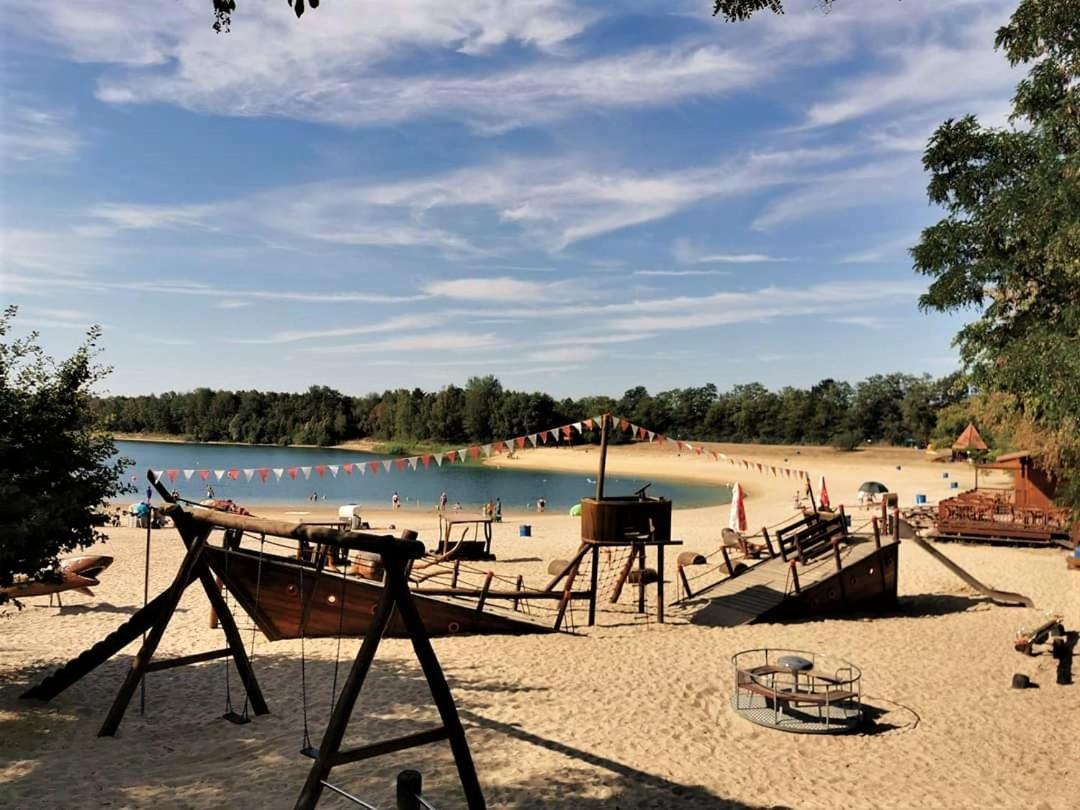 Große Ferienwohnung, auf Bauernhof mit Ponys und Pferden, ländlich und ruhig, Nähe Dümmer See Holdorf Exterior foto
